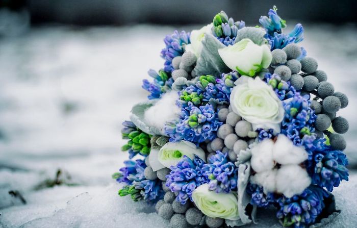 Бело-синий букет невесты 1