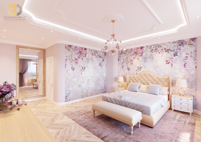 Очаровательная лиловая спальня со светлой мебелью