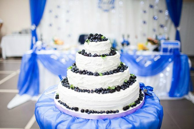 Свадебные торты с кремом - фото 6