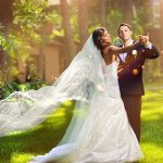 Танец жениха и невесты шлейфом тянет за собой искренность чувств влюбленных